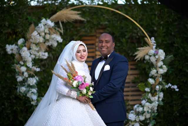 الديار تهنئ العروسين بالزفاف السعيد