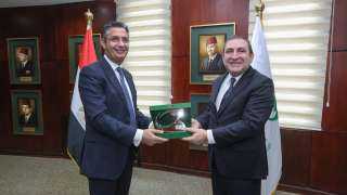 رئيس البريد المصري يستقبل سفير جمهورية أذربيجان بالقاهرة