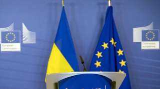 انضمام أوكرانيا للاتحاد الأوروبي.. تصريحات صادمة من فرنسا وألمانيا